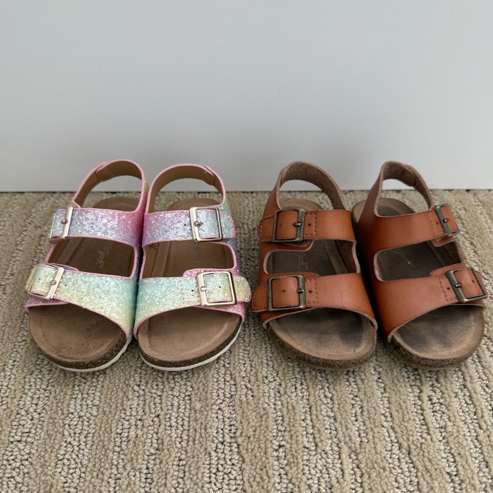 2 pairs Cat & Jack Toddler Girls’ Reagan Footbed Sandals, size 5T